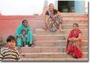 mujeres en Mandu